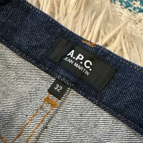 A.P.C. Dark wash jeans size 32 - Picture 3 of 5